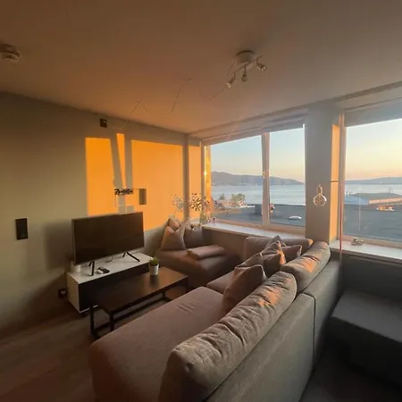 Helt Nyoppusett Leilighet Apartment *